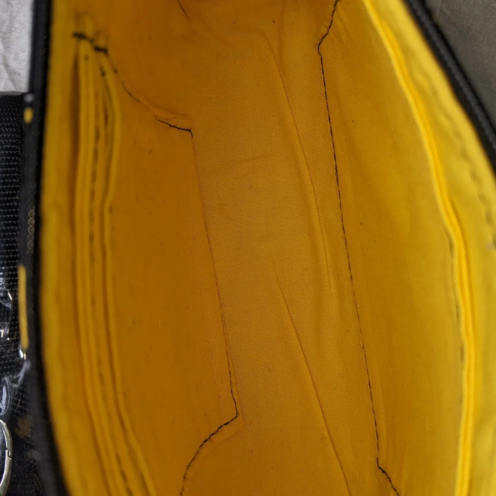 Batman Crossbody Bag - Picture 6 of 7